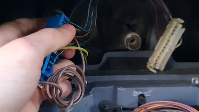 Ligando o marcador de RPM do Fiesta MK4 - [MOSTRADOR DE ROTAÇÕES POR MINUTOS] смотреть онлайн