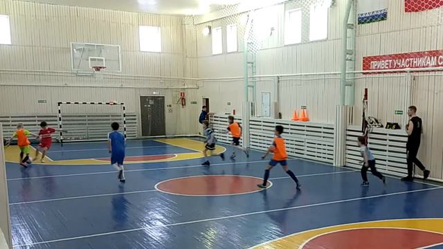 Обзор пятидесятой игры. Победа 15:2. 1 голевая передача. Получил повреждение на 11-й минуте игры и смотреть онлайн