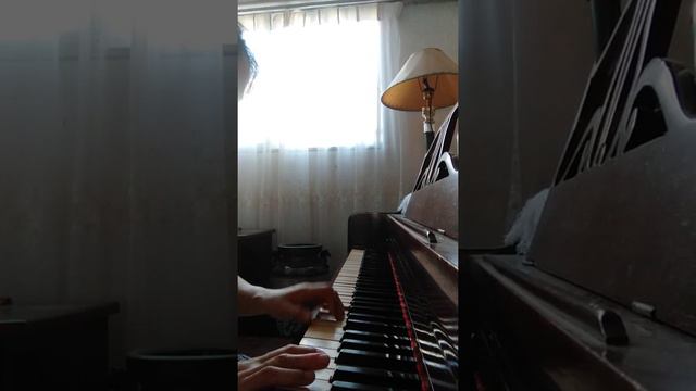 Playing partial piano chords of the song Imagine -john lennon смотреть онлайн