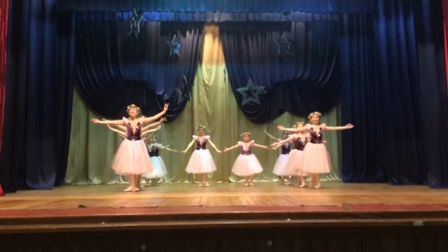 Танец "Казкова мить" (Фестиваль "Звездопад 2015") смотреть онлайн