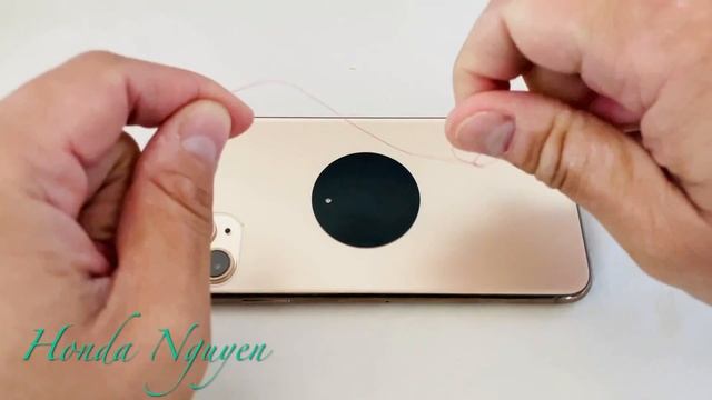 BEST TRICK To Remove The Magnetic Metal Plate Off Your Phone смотреть онлайн