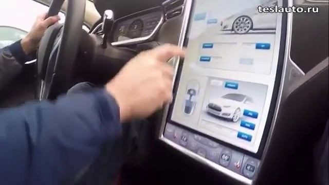 Порше против Теслы смотреть онлайн