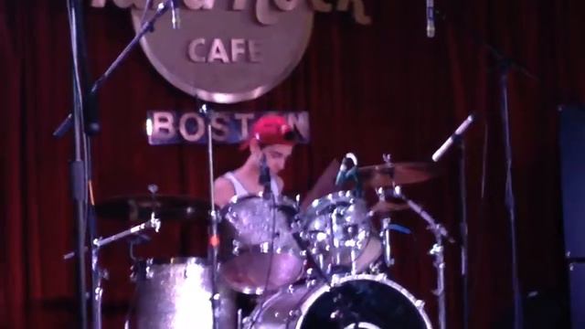 Nick's Drum Solo at the Hard Rock, Boston смотреть онлайн
