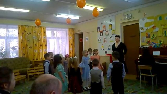 Ах, этот праздник, счастливый март (часть 1) смотреть онлайн