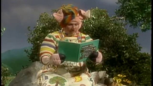 FTT (S4) - "The Three Little Pigs" pt.3/5 смотреть онлайн