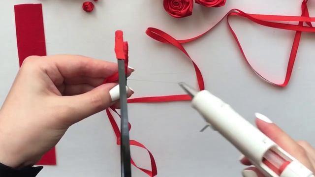 DIY Ободок с Розами из атласных лент своими руками, МК смотреть онлайн
