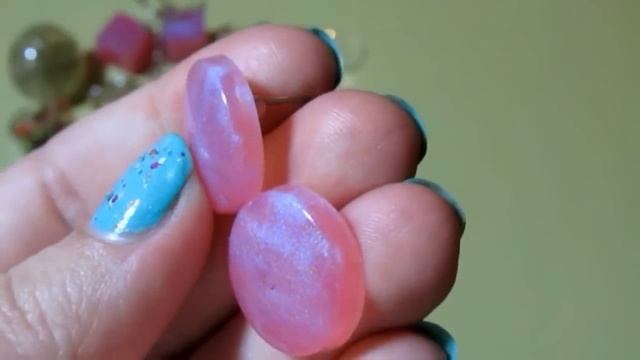 УКРАШЕНИЯ ИЗ ЭПОКСИДНОЙ СМОЛЫ! смотреть онлайн