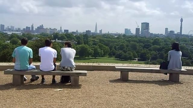 Primrose Hill -- View of London's skyline from the top смотреть онлайн