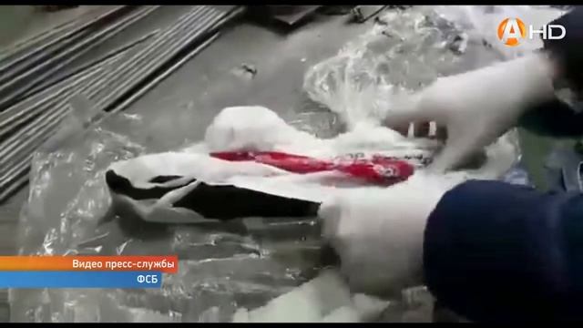 В кирпичной стене спрятал патроны и детали от оружия