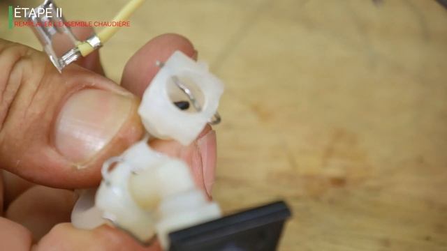 Ma cafetière Nespresso fuit et ne coule pas correctement : Problème d'étanchéité piston/résistance смотреть онлайн