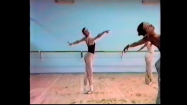 Nadya in class at the Kirov Ballet, St. Petersburg, Russia смотреть онлайн
