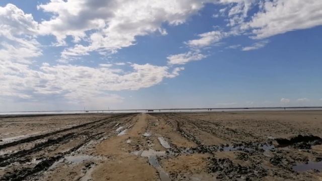Розовое озеро. Бурсоль. смотреть онлайн