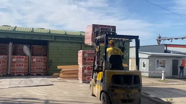 разгрузка кирпича в Абакане смотреть онлайн