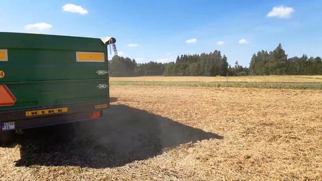Pea harvest 2022 - Claas Tucano 320 смотреть онлайн