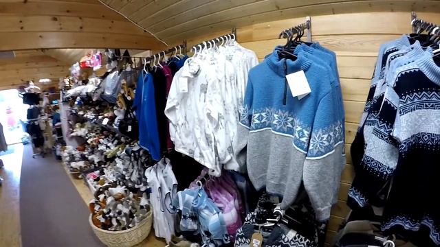 Придорожное кафе и сувенирная лавка смотреть онлайн