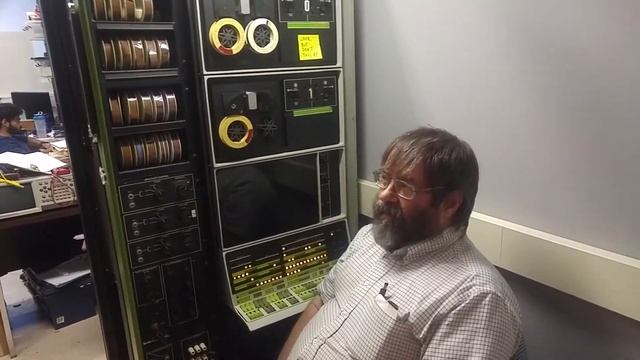 PDP-12: Where We Archive Tapes For Posterity смотреть онлайн