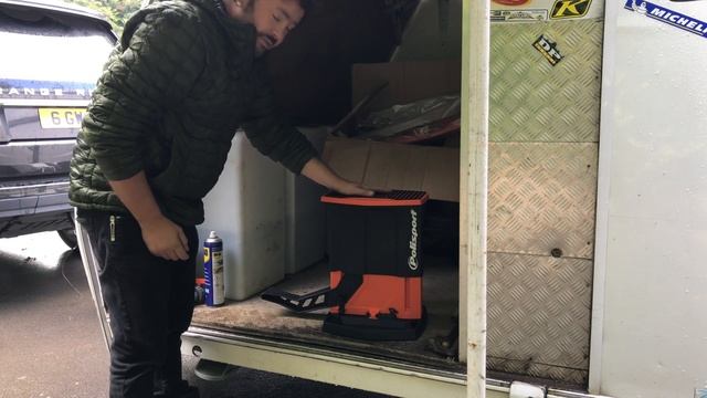 POLISPORT FOLDING MX ENDURO STAND смотреть онлайн