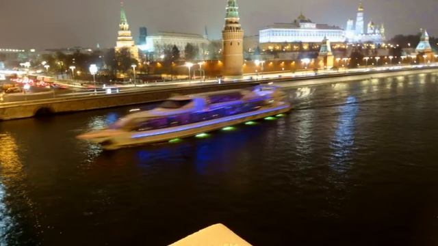 Стихотворение. Любить человека - худшая из работ смотреть онлайн