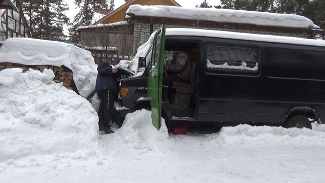 Мерседес 207 первый запуск 2024 году смотреть онлайн