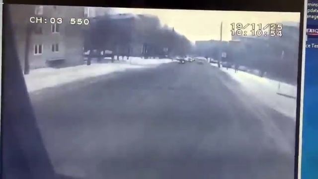 Видео, как занесло ПАЗик смотреть онлайн