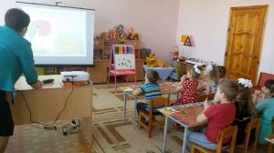 занятие по ФЭМП в старшей группе "Деление квадрата на 2 равные части"