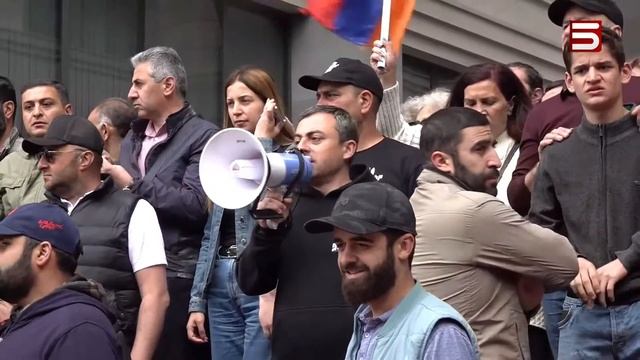 Դիմադրության շարժման երթը ՝ Փաշինյանի հրաժարականի պահանջով смотреть онлайн