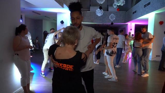 Vitor Veil и Екатерина Ярощук, BRAZUKA DANCE FESTIVAL 2023, Zouk, Москва смотреть онлайн