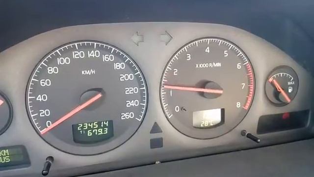 Volvo V70 L5 2 4 BMF смотреть онлайн