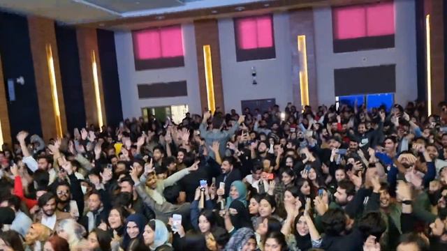Wild Wild East Concert ft IQRA University | Sunny Jain & Band смотреть онлайн