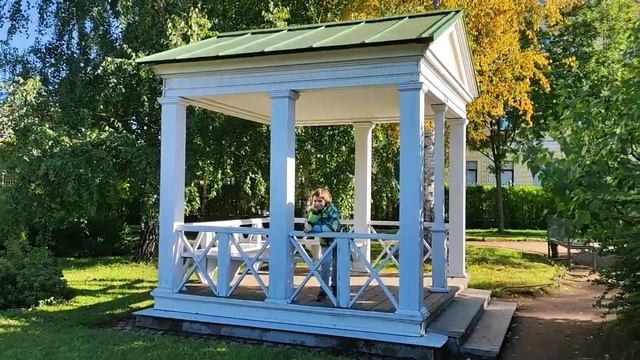 Польский сад при усадьбе Державина и Измайловский сад смотреть онлайн