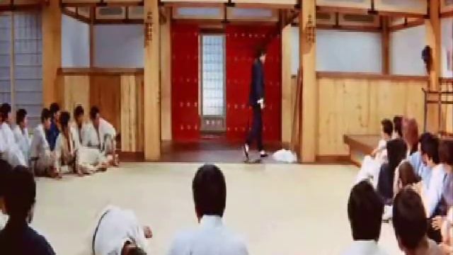 Bruce lee & Stephen chow - Fist of Fury(FUNNY!) смотреть онлайн