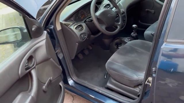 Ford Focus 2001 Sedan 2.0 lts смотреть онлайн