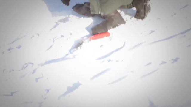 Зимняя рыбалка в Якутии на подготовленных машинах с комфортом. смотреть онлайн