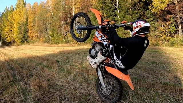 KTM SX 125 - Riding Into The Weekend Like