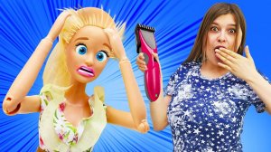БАРБИ ПОТЕРЯЛА КРАСОТУ | Видео для девочек про куклы Барби | ТОЙКЛАБ