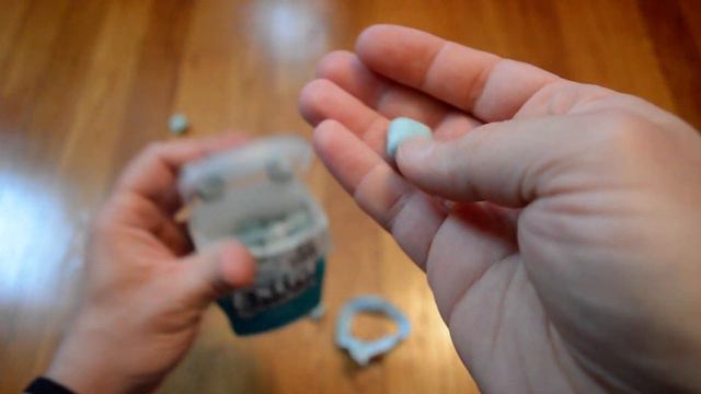 Unboxing Wrigley's Extra Refreshers Polar Ice 40 Pieces Sugarfree Chewing Gum смотреть онлайн