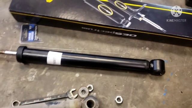 Rear shock Stud Mount Replace & Repair. Toyota Echo 2000-05 смотреть онлайн