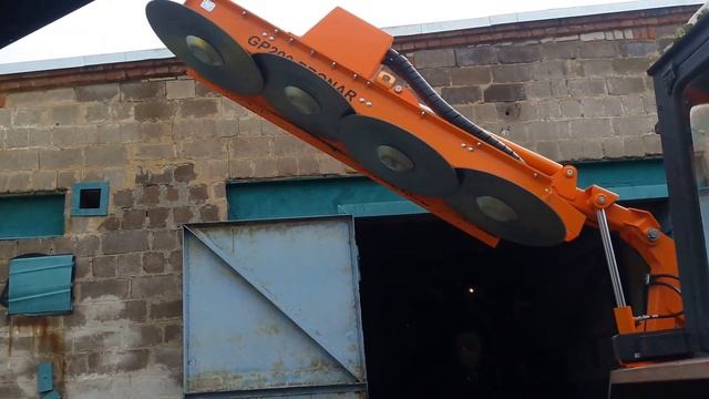 Пила для обрезки ветвей PRONAR GP200 смотреть онлайн