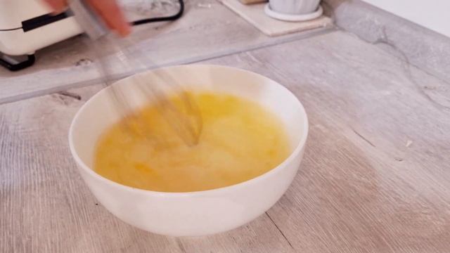 Вернулись на ютуб ? ланч бокс с Wildberries ? Реакция на подарок ?