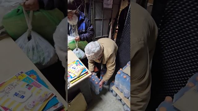 Добрые дела))Тримаємо настрій тримаємо дух!!!Держимся вместе помогаем друг другу . смотреть онлайн