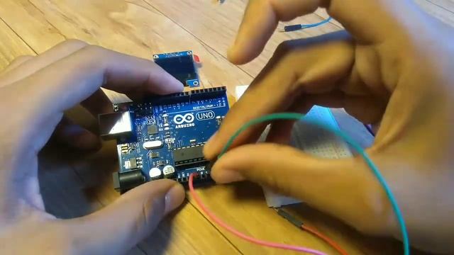 How to use OLED display with Arduino [hello world] смотреть онлайн