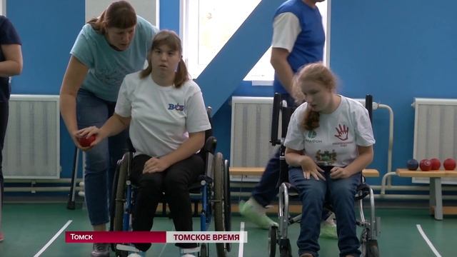 Сегодня в областном центре для детей-колясочников прошёл необычный мастер класс смотреть онлайн