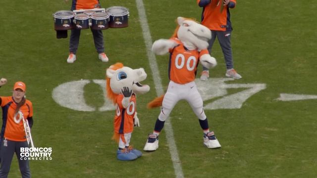 Russell Wilson’s work-life balance, game day from Miles’ perspective and how the Broncos give back смотреть онлайн