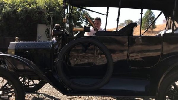 Ford Model T compared to Ford Model A