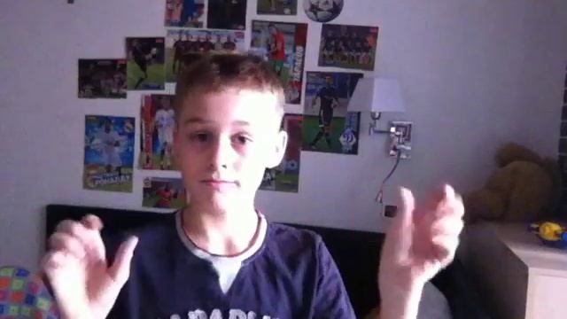 Фокус с исчезанием предметов в руках и фокус с карандашом! смотреть онлайн