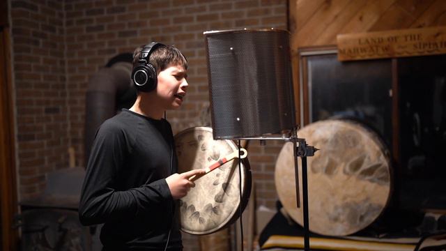 Hand drum Cover смотреть онлайн