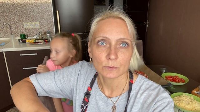 Цена на дверь.Кружится голова,но не от радости.Делаем пиццу и пеку блины. смотреть онлайн