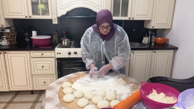 Готовлю на заказ лепёшки с творогом смотреть онлайн