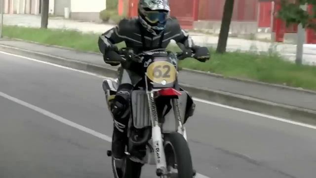 HONDA CRF 450 HM MOTARD whellie drift exhaust HD720 смотреть онлайн