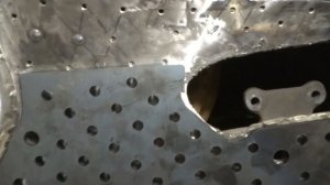 НИВА 2121. Часть 3я. Лонжероны передние, реставрация и усиление.